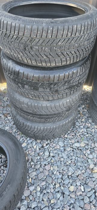 Шини шина покришки зима R18 225/40