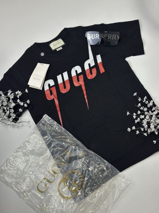 Продаим Футболку  Gucci T-Shirt Drill