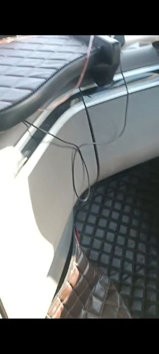 Tapetes DAF e mesa de centro