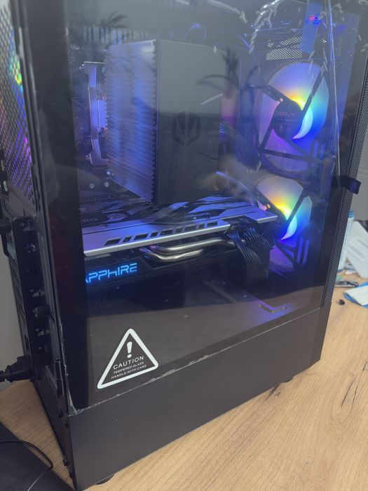 Komputer Gamingowy Ryzen 5 1600\RX580 Nitro+ 8GB\SSD512GB\8GB 3200Mhz