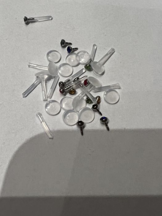Kolczyki do nosa 16 szt
