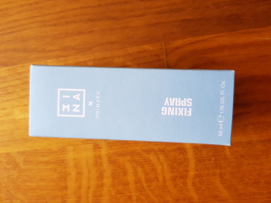 Spray fixante Mina Primark fixing spray