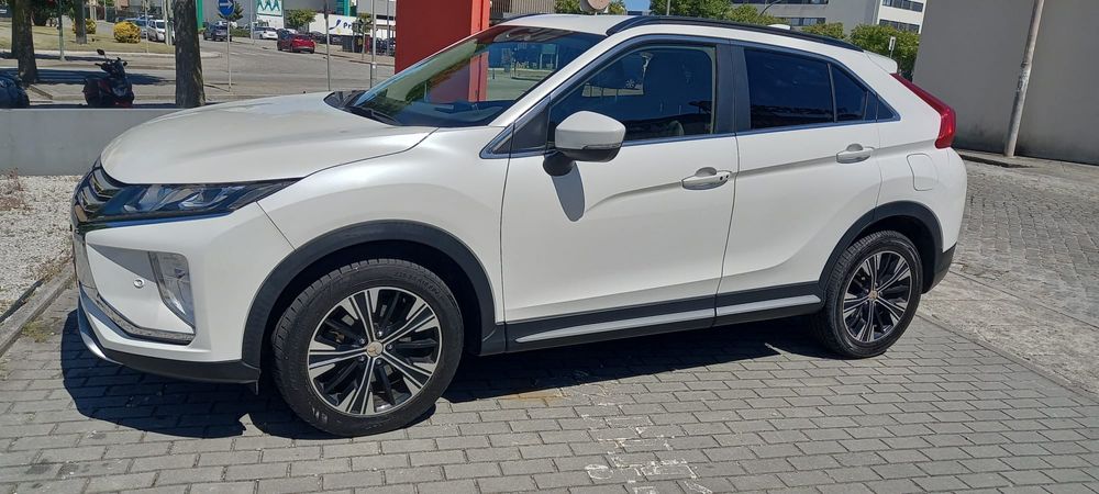 Mitsubishi Eclipse Cross 1.5 Turbo 2018 | 151.000 km | 1 Dono | GPS | Sensores | 12.500€
