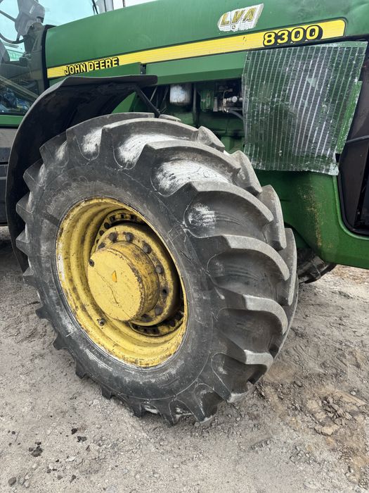 Розборка Запчастини трактор John Deere