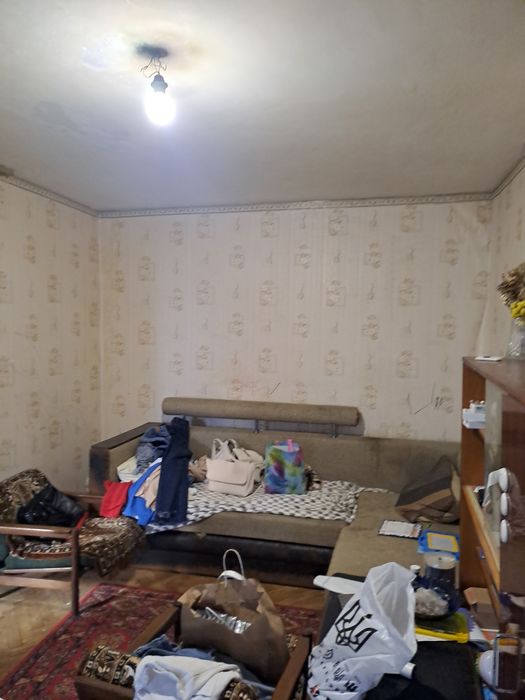 Продажа2ком.кв45кв.м.Отрадный соломенский р-н.ул.Василенко12