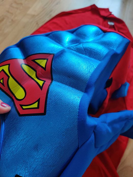 SUPERMAN/strój i peleryna/3-4/98-104/przebranie/karnawał