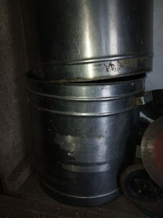 Бочки з нержавійки