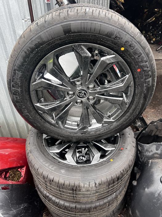 Kola, Koła Toyota Rav4 IV , Felgi z oponami. Nowe !