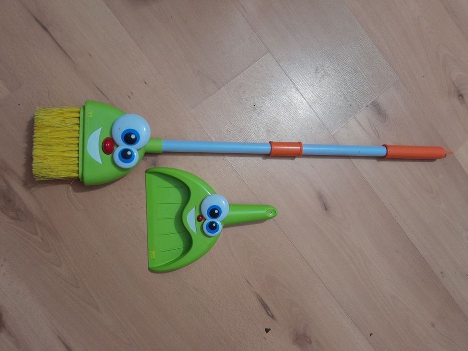 Gadająca miotła Pan Miotełka