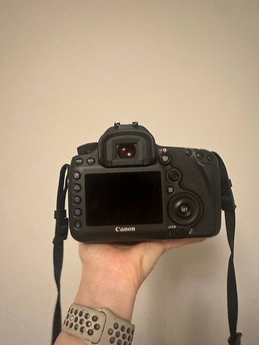 Фотоапарат Canon  EOS 5DS R
