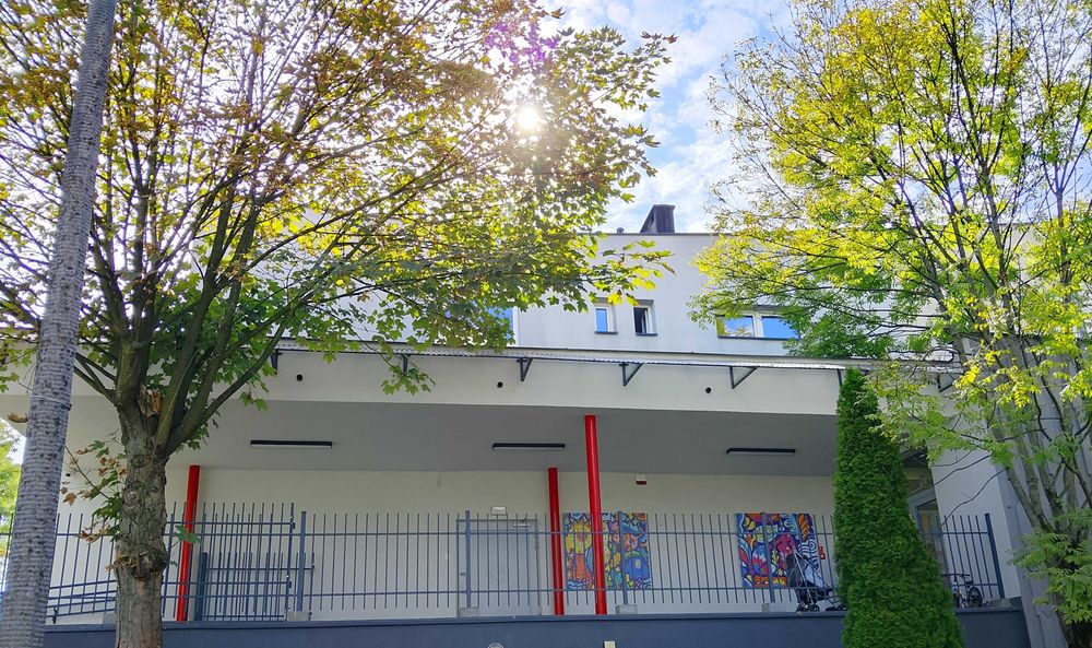 Do wynajęcia nowoczesny lokal handlowo - usługowyw skawinie o pow. ok 340 m2 z przestronnym tarasem