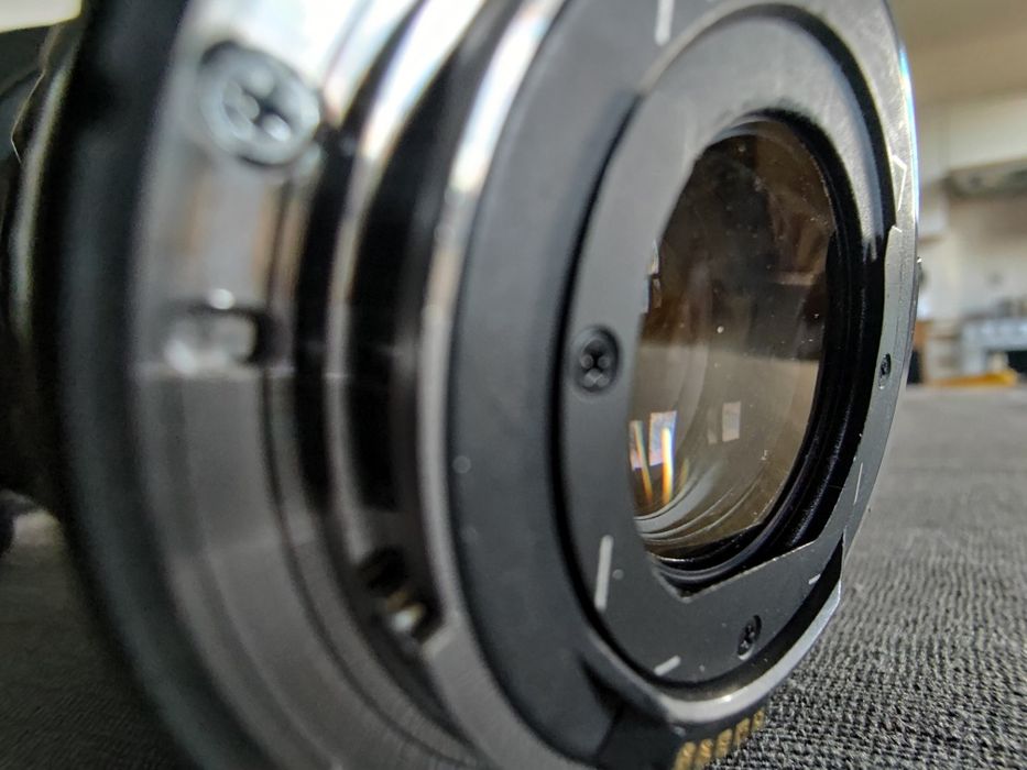 Obiektywy Canon zoom EF 16-35 F2.8
