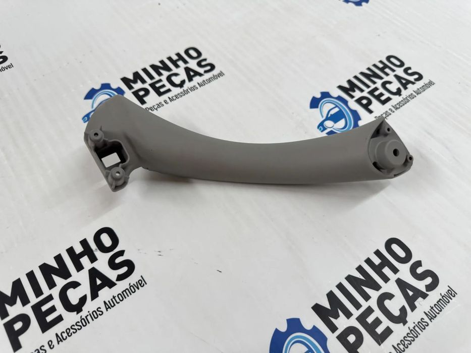 Puxador Direito BMW Série 3 (E90/E91/E92/E93) Cinza