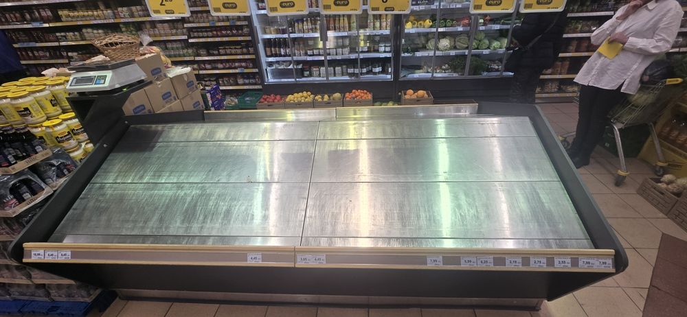 Wyspa sklepowa na warzywa