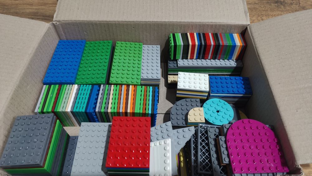 Лего пластини від 3*3, сортовані деталі