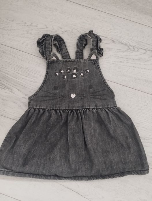 Речі на дівчинку від 3 до 12 місяців