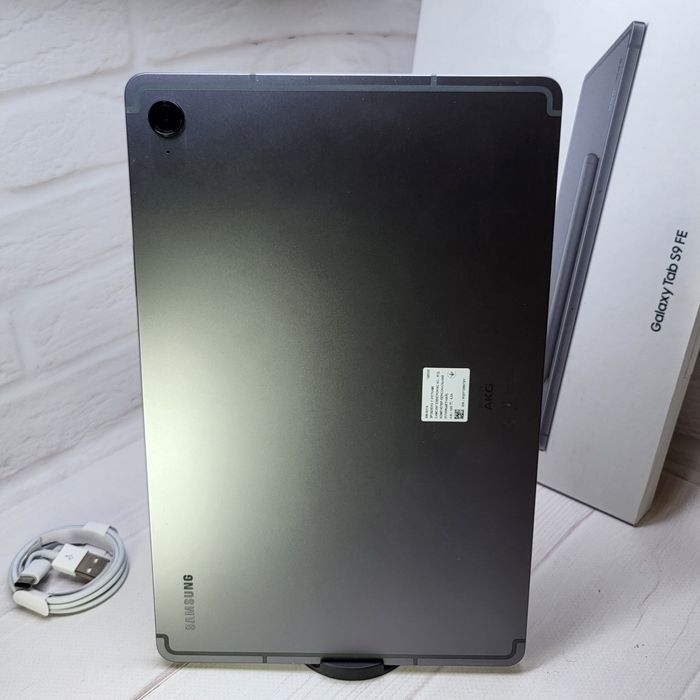 Продам планшет  Samsung Tab S9 FE 6/128 Gb WiFi в гарному стані