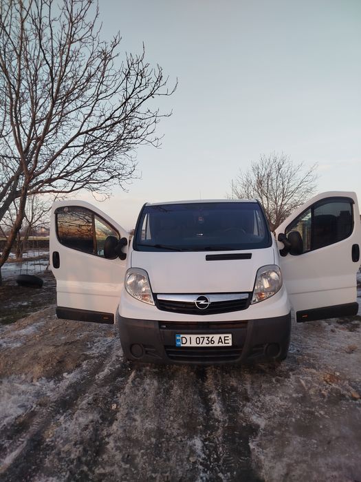 Продам Опель Віваро