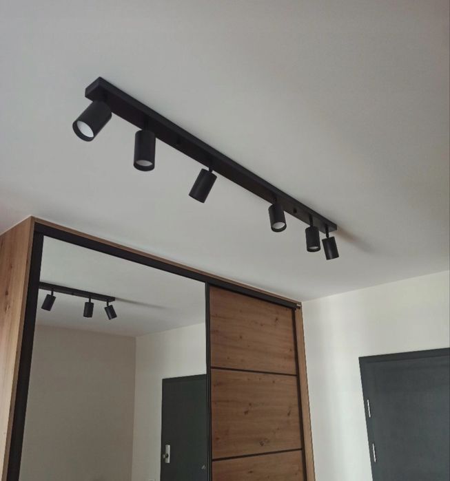 Lampa sufitowa natynkowa 6x GU10 regulowane spoty