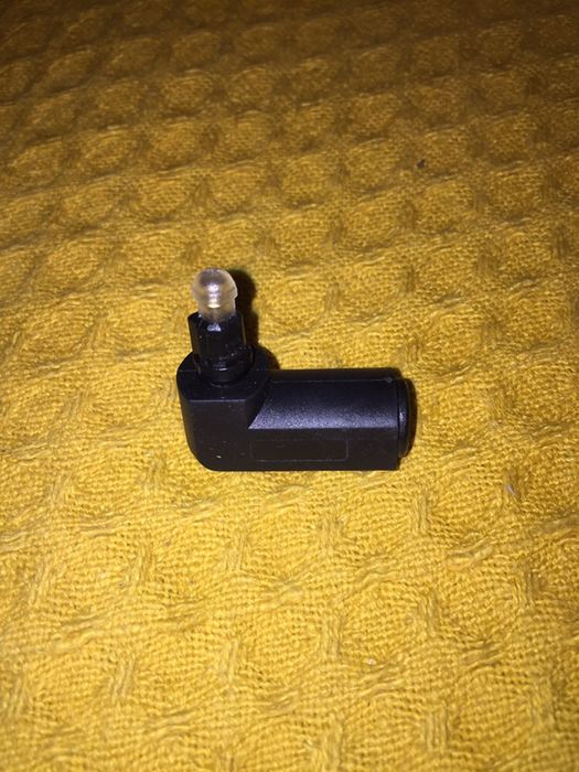 Connector em ângulo HDMI / digital óptico