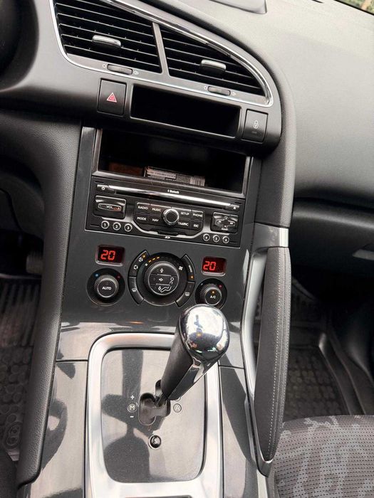 Peugeot 3008 1.6 HDI automat