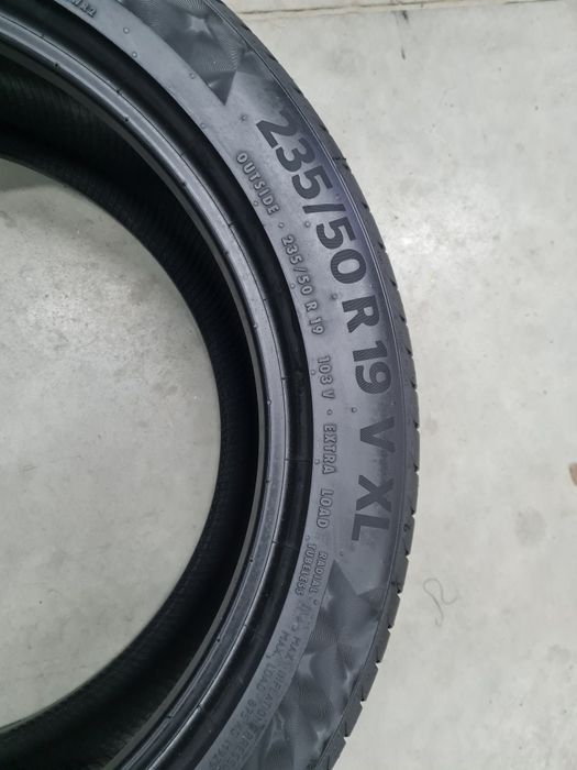 235/50R19 Continental Premium Contact 6.