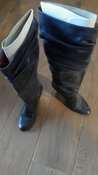 Włoskie Kozaki skórzane granatowe 37
