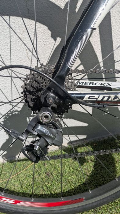 Bicicleta de estrada Eddy Merkkx em carbono