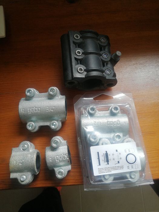 Abraçadeiras tapa furos de 1/2, 3/4 e 1/1/4  tomada dupla