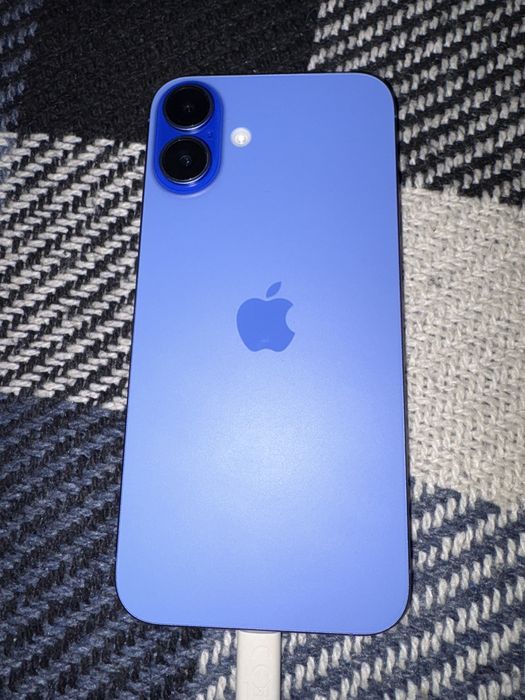 iPhone 16 plus Новий