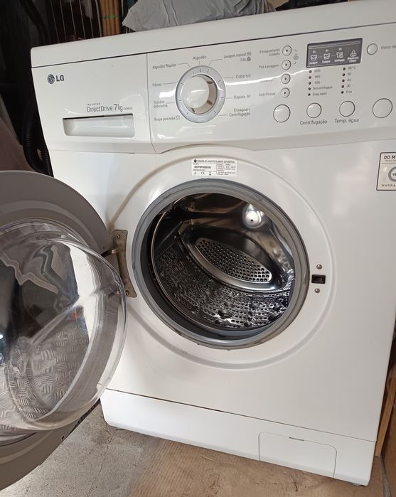 Máquina de lavar roupa LG