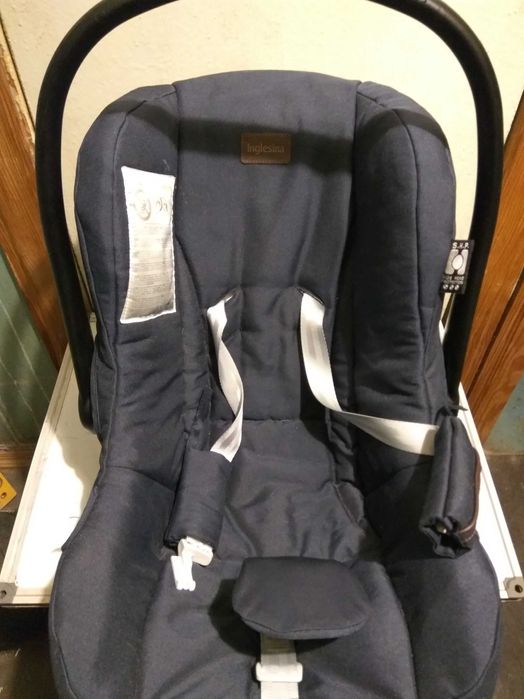 Детское автокресло .