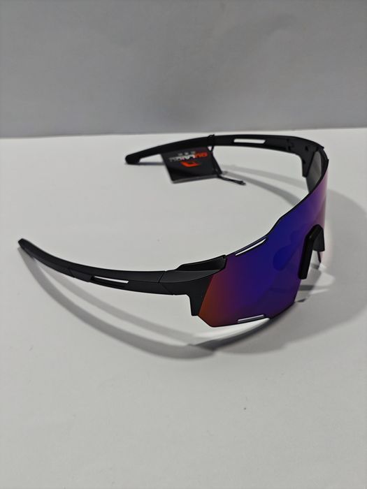 Okulary Przeciwsłoneczne Z Kolorowym Szkłem