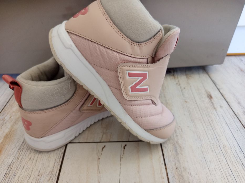 Buty zimowe new balance rozmiar 33