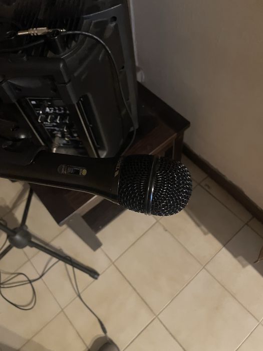Coluna/amplificador + microfone