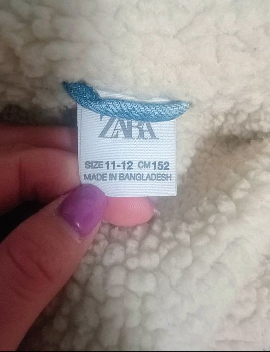 Zara jeansowa kurtka na kożuszku 152