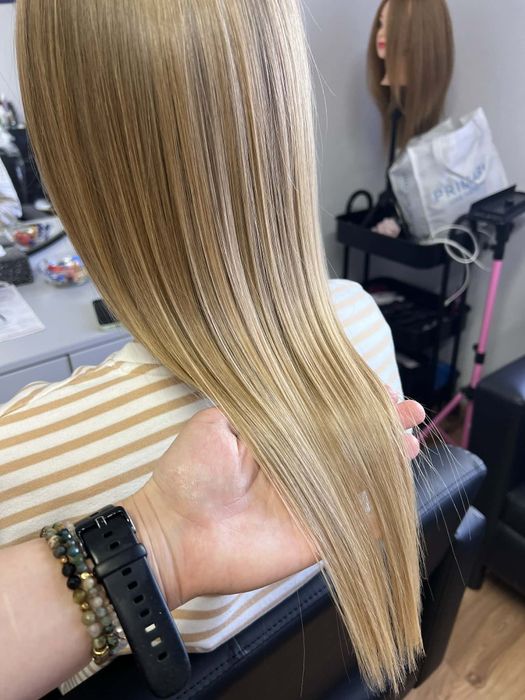 Prostowanie włosów metodą keratynową