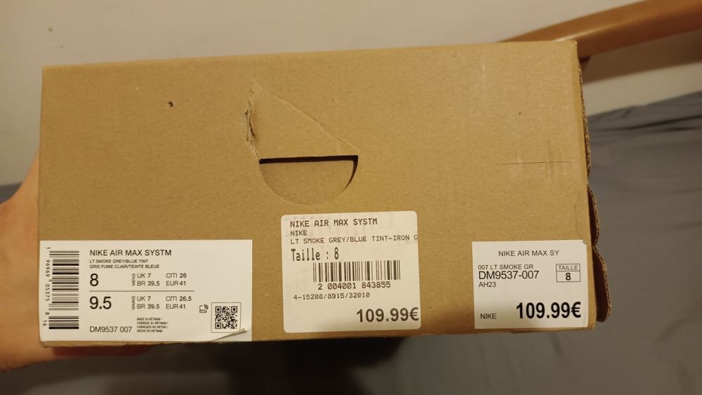 Buty Nike r. 41 26cm