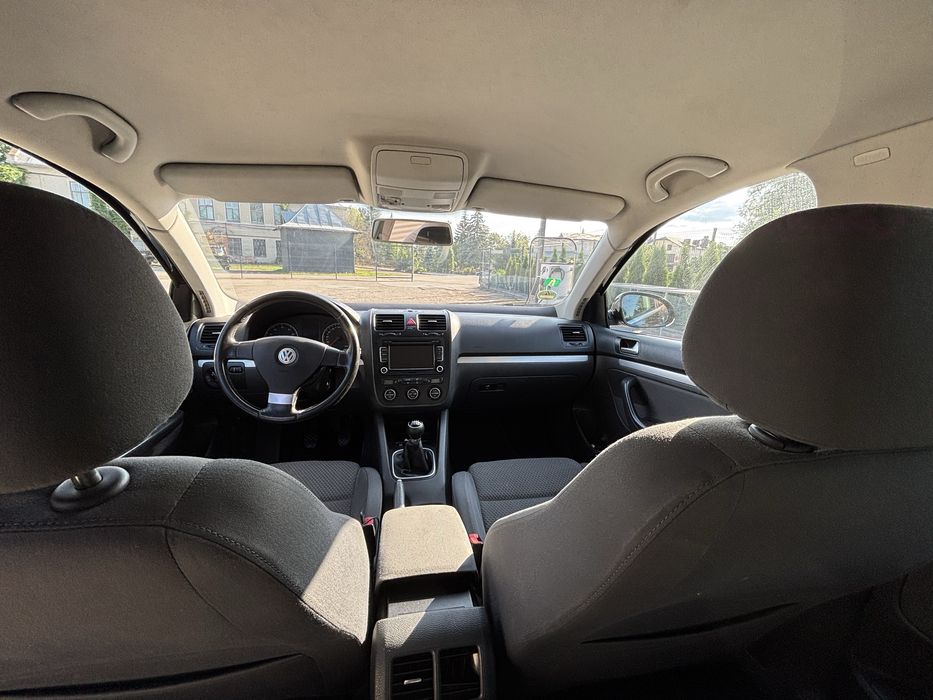 Volkswagen Jetta V