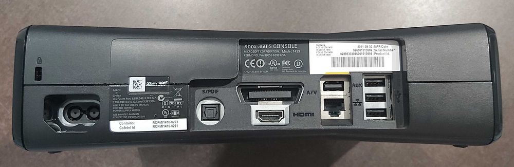 Consola Microsoft Xbox 360 Slim Preta Matte XBOX360 -Avariada