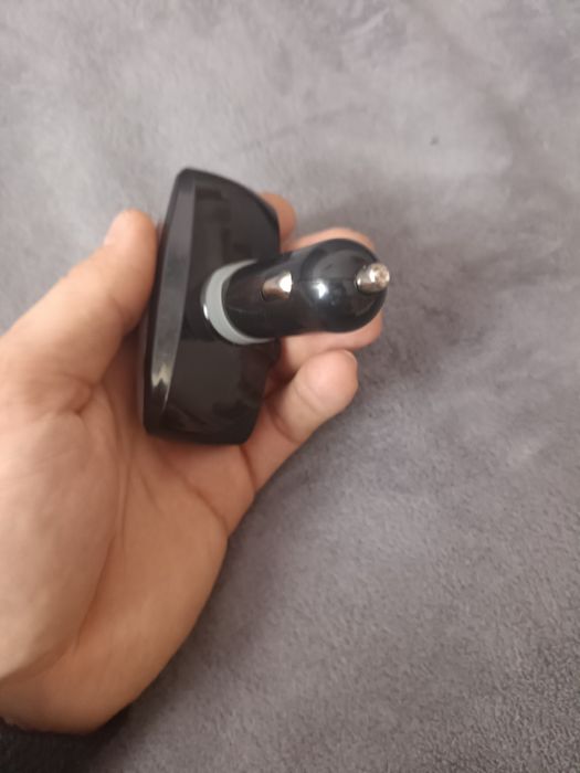 Transmiter FM do samochodu