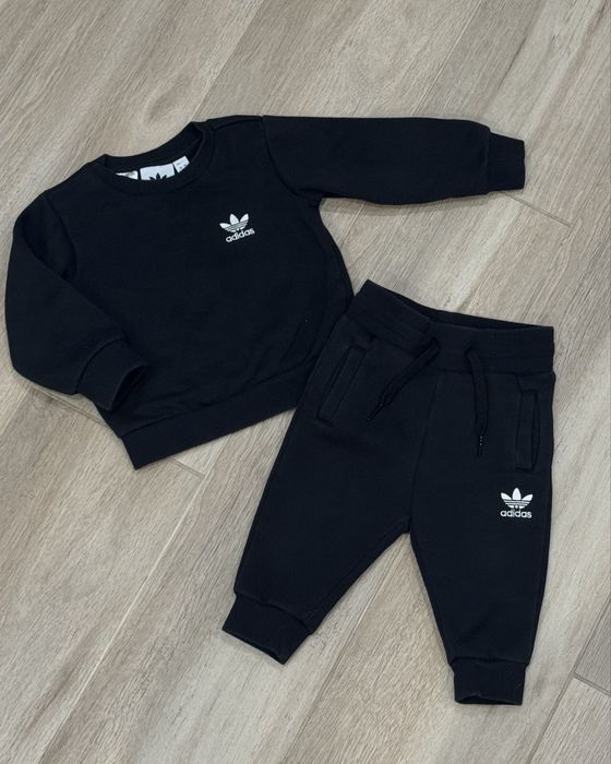 Костюм Adidas оригінал, розмір 74 (6-9 міс)