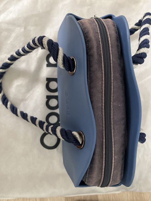 Body Obag reverse cobalto z uchwytami.