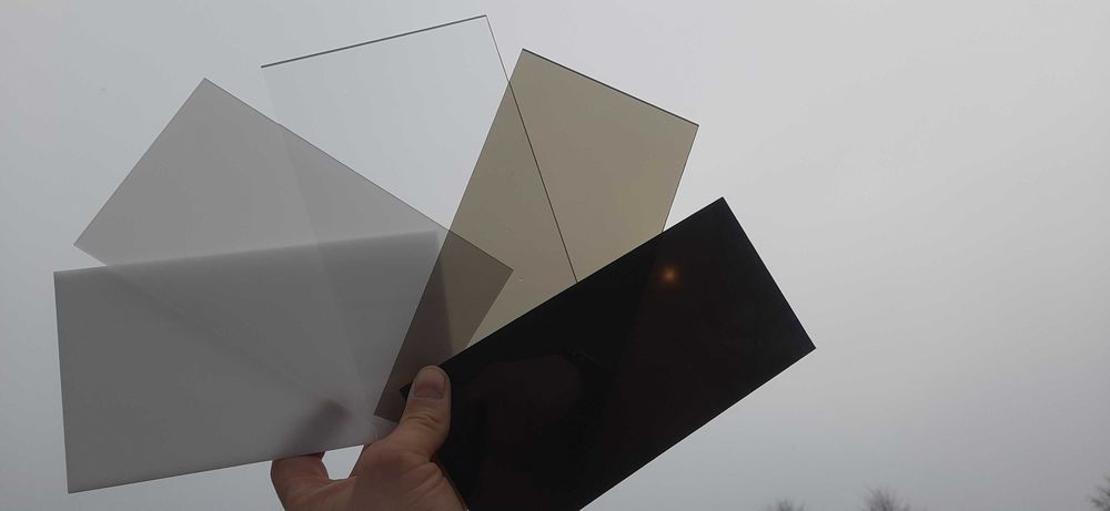 Poliwęglan lity gr od 2 do 10mm 305-700x210cm, daszki, tarasy, pergole