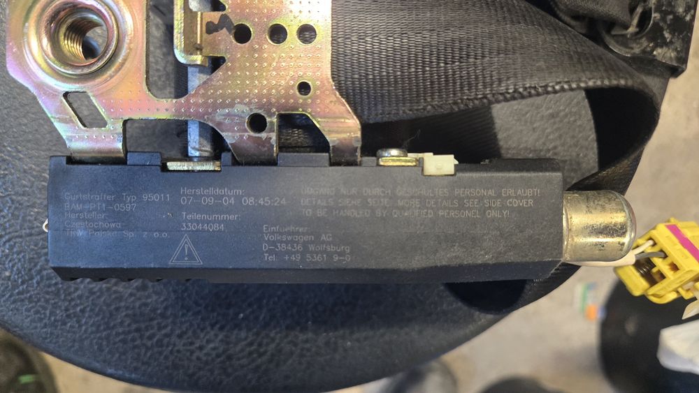 Pas bezpieczeństwa CADDY 3