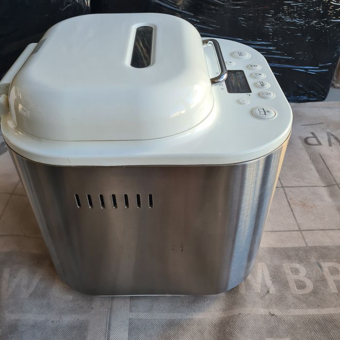 Хлібопічка Kenwood BM366