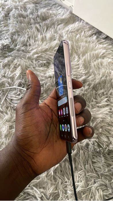 Samsung Galax S22