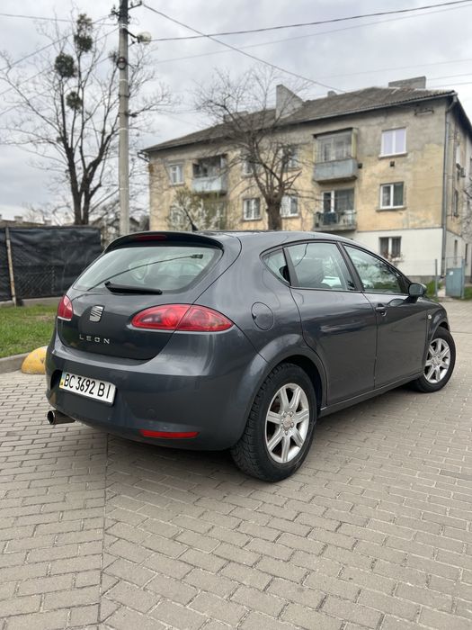 SEAT Leon 1.6 бензин 133 тис км