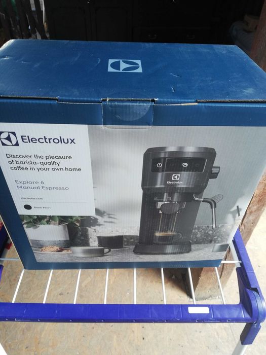 Ekspres Electrolux Explore 6 E6EC1-6BST