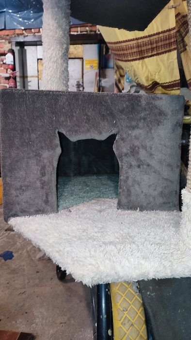 Домівка для котика